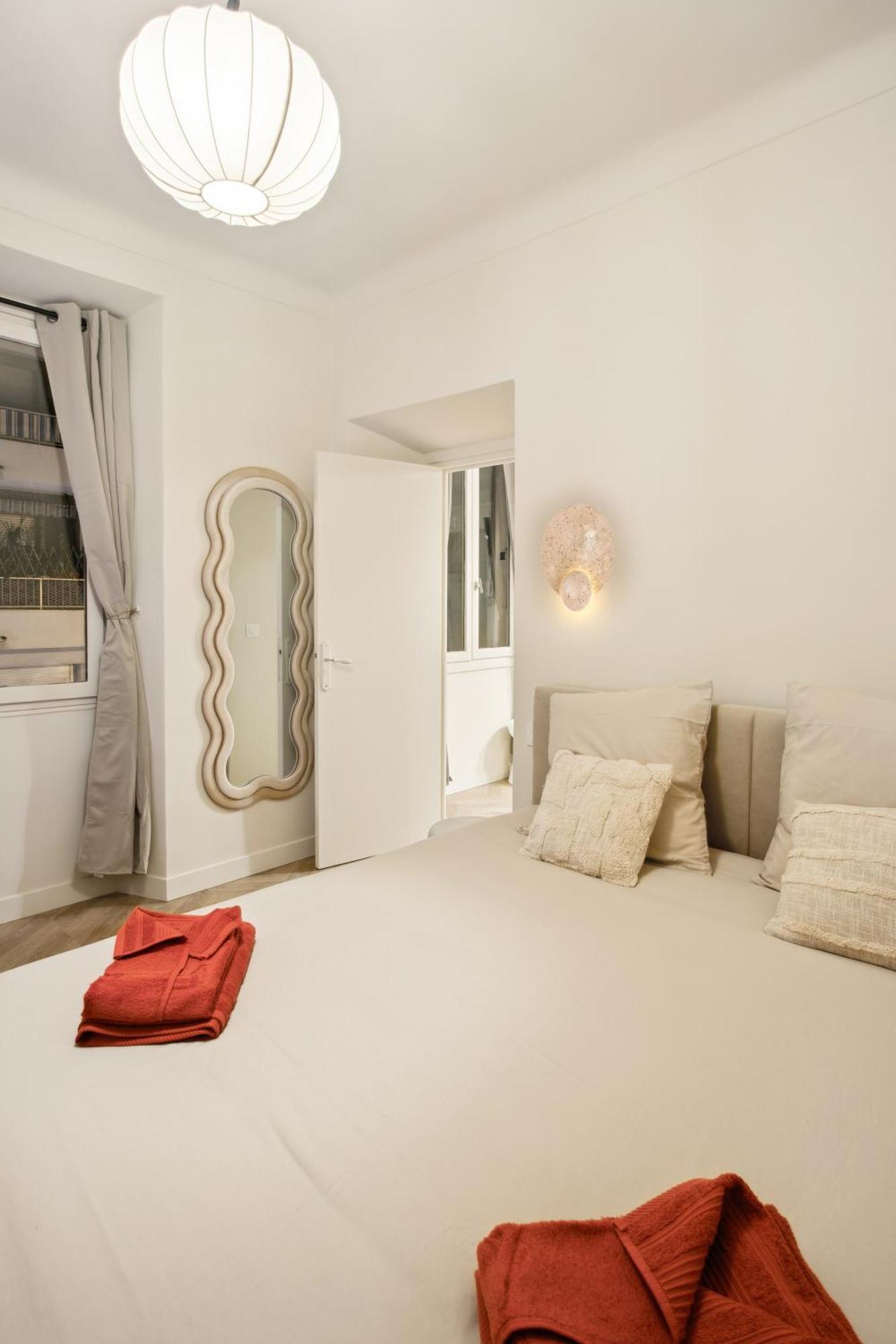 Cosy Moon For 4 Or 6 People Quartier Du Port Nizza